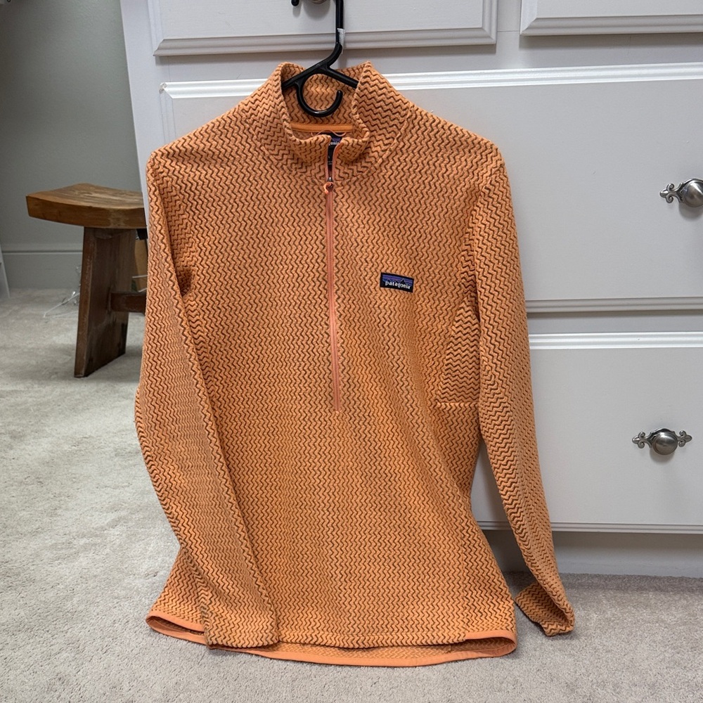 Patagonia Quarter zip pullover.